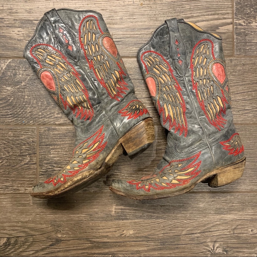 Corral heart and wing cowboy boots